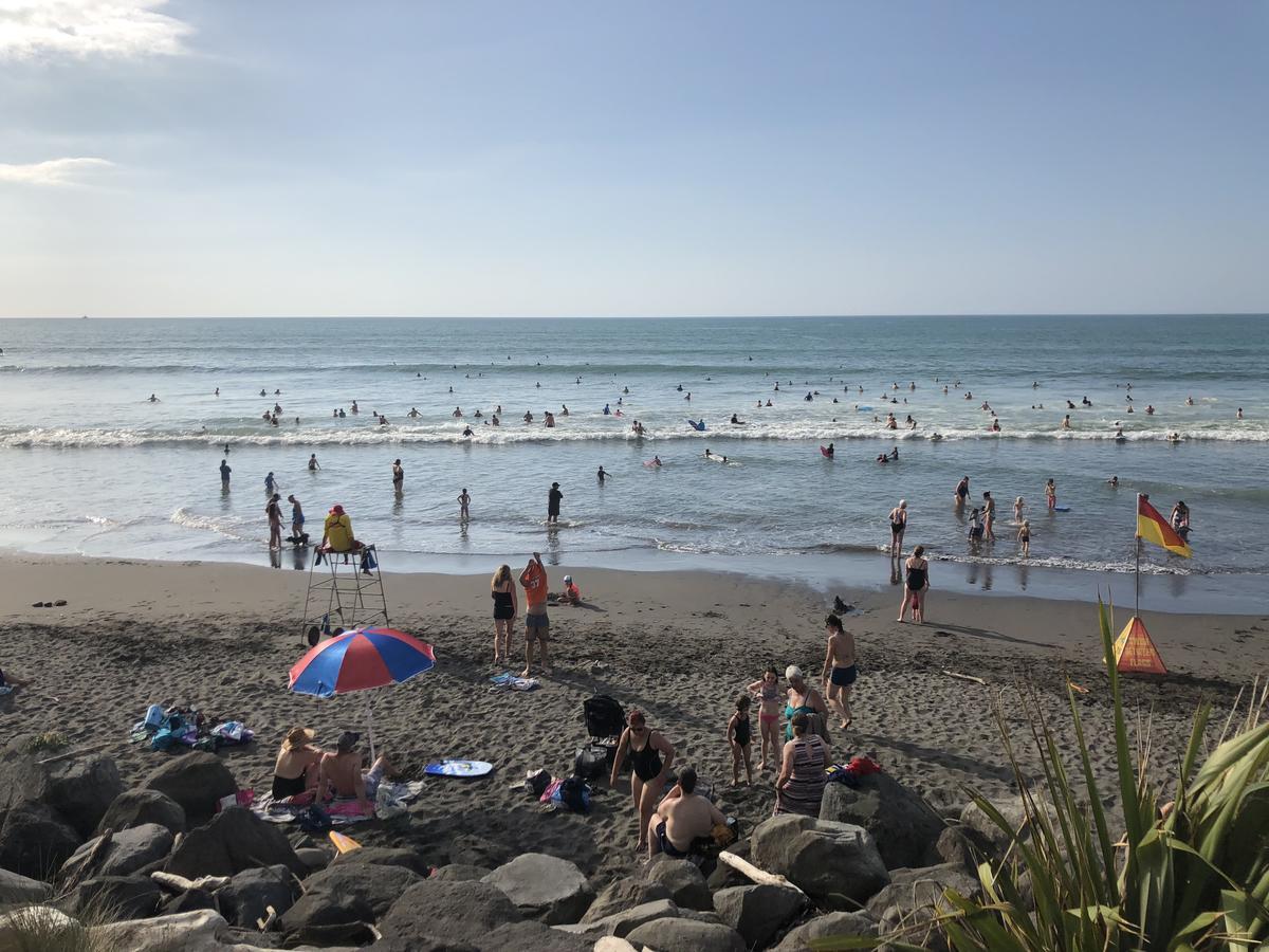 ניו פלימות' Ocean Front East End Beach House חדר תמונה